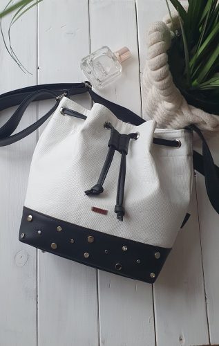 Bucket bag PHOEBE fekete-fehér oldaltáska
