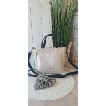 PHOEBE KÉZITÁSKA nude kicsi